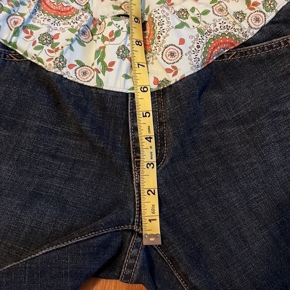Gap women’s low rise dark wash maternity cropped jeans Size 6 - Picture 10 of 10